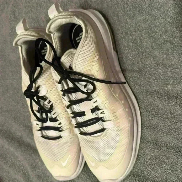 Nike Air Max Axis Sneakers white Black Lace Up Comfort Mesh Running Shoes - Picture 3 of 7